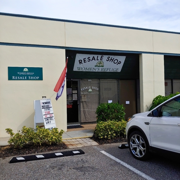 Vintage Zental 2 Well Buckets On Pulley Brooch - Picture 6 of 6